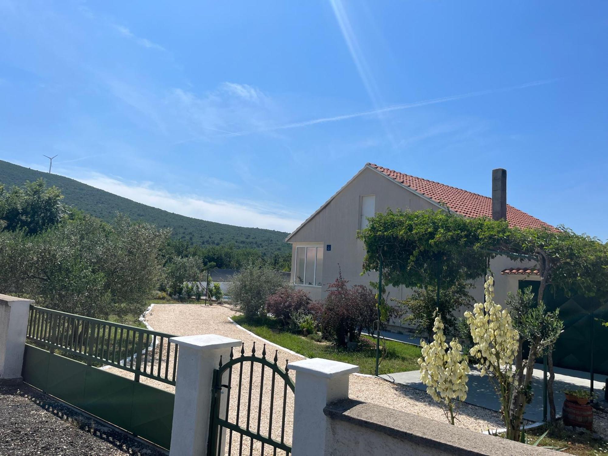 Willa Mediterranean Olive Waterfallskrka-Croatia Gulin Zewnętrze zdjęcie